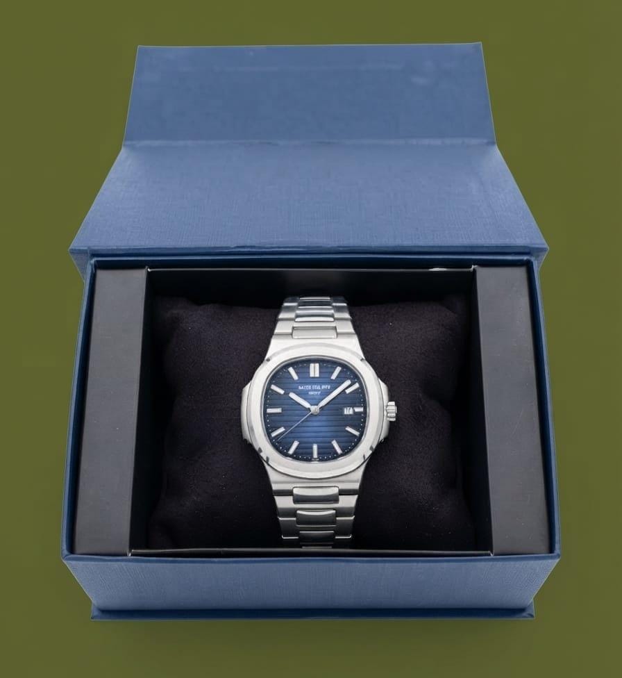 Patek philippe vintage nautic series |  Iconic horizontal lined dial executive watch